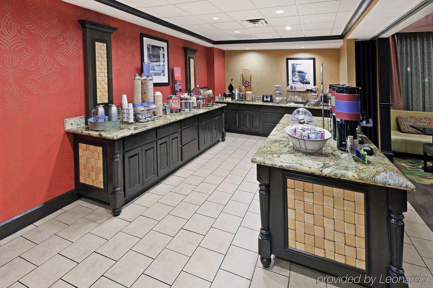 Durant Inn & Suites Ресторант снимка